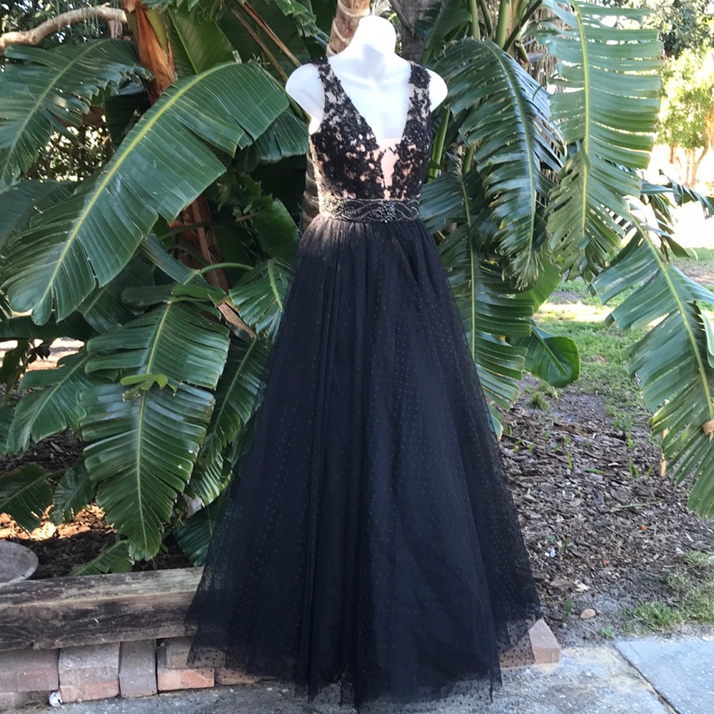 Mac Duggal princess tulle ball gown